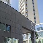 Hotel Hesperia & 4*