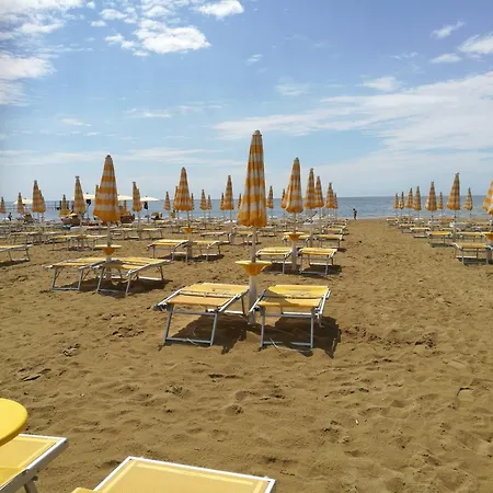 Hesperia & Hotel 4*