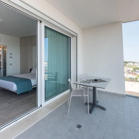 Hotel Hesperia &