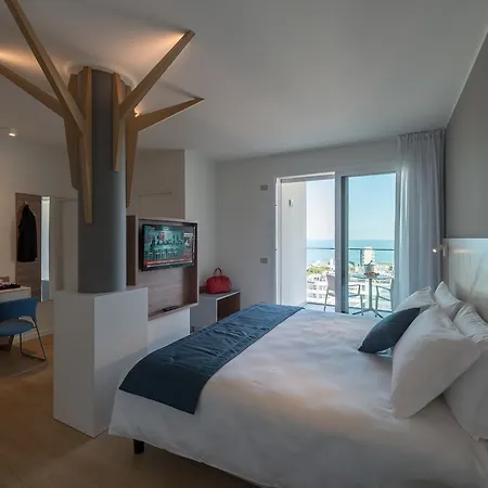 Hesperia & Hotel