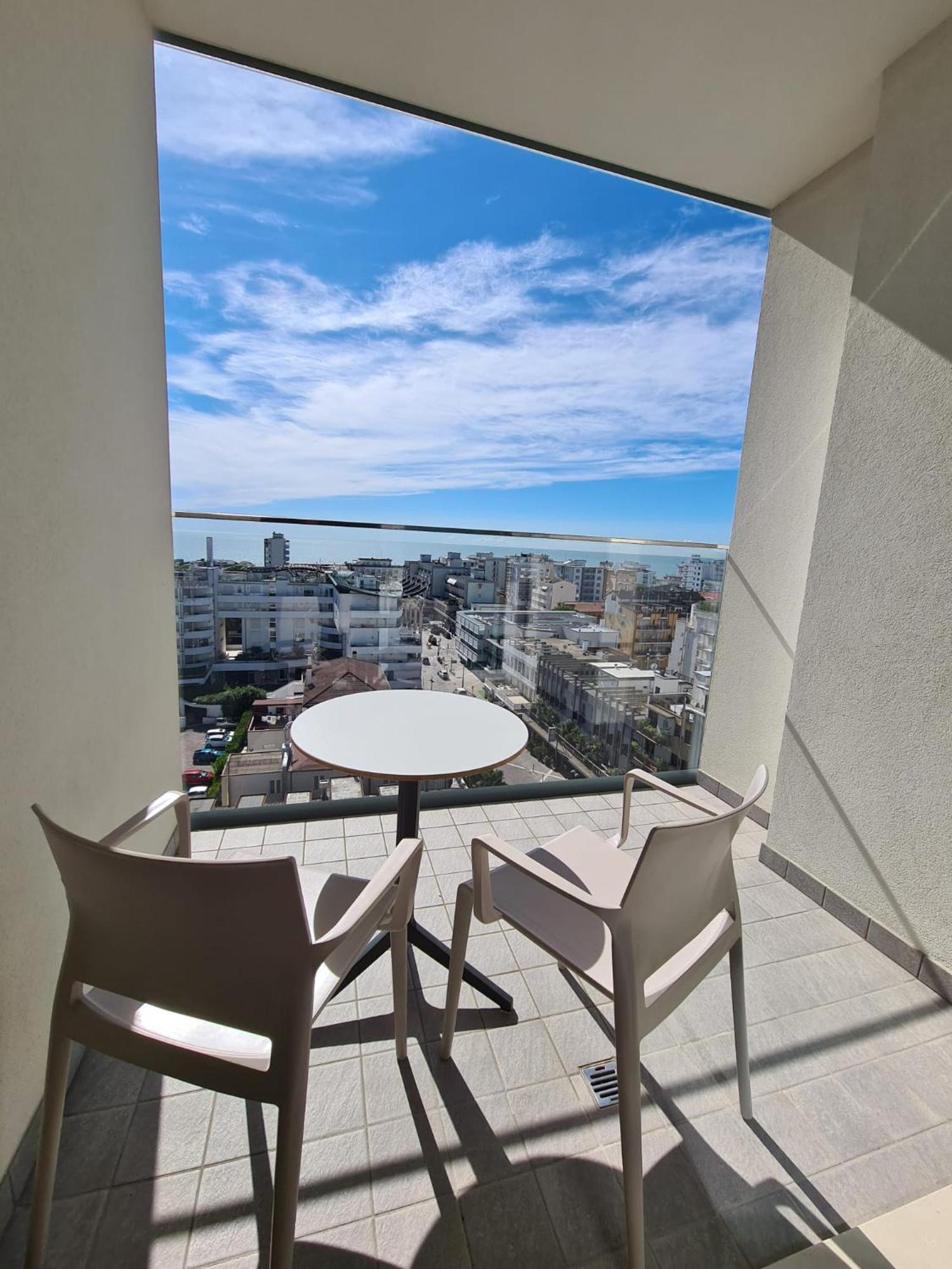 Hotel Hesperia &