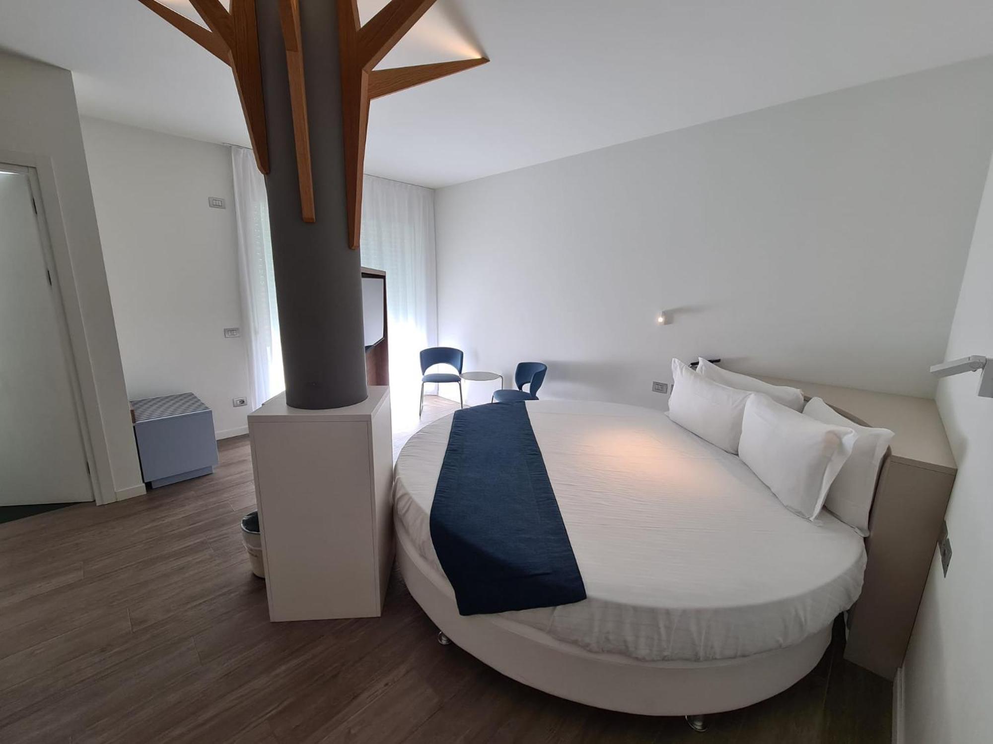 Hesperia & Hotel